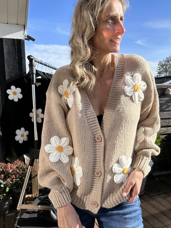 Online Gown Isa Margurit Cardigan 2398 Med Handlavet Blomster Sand