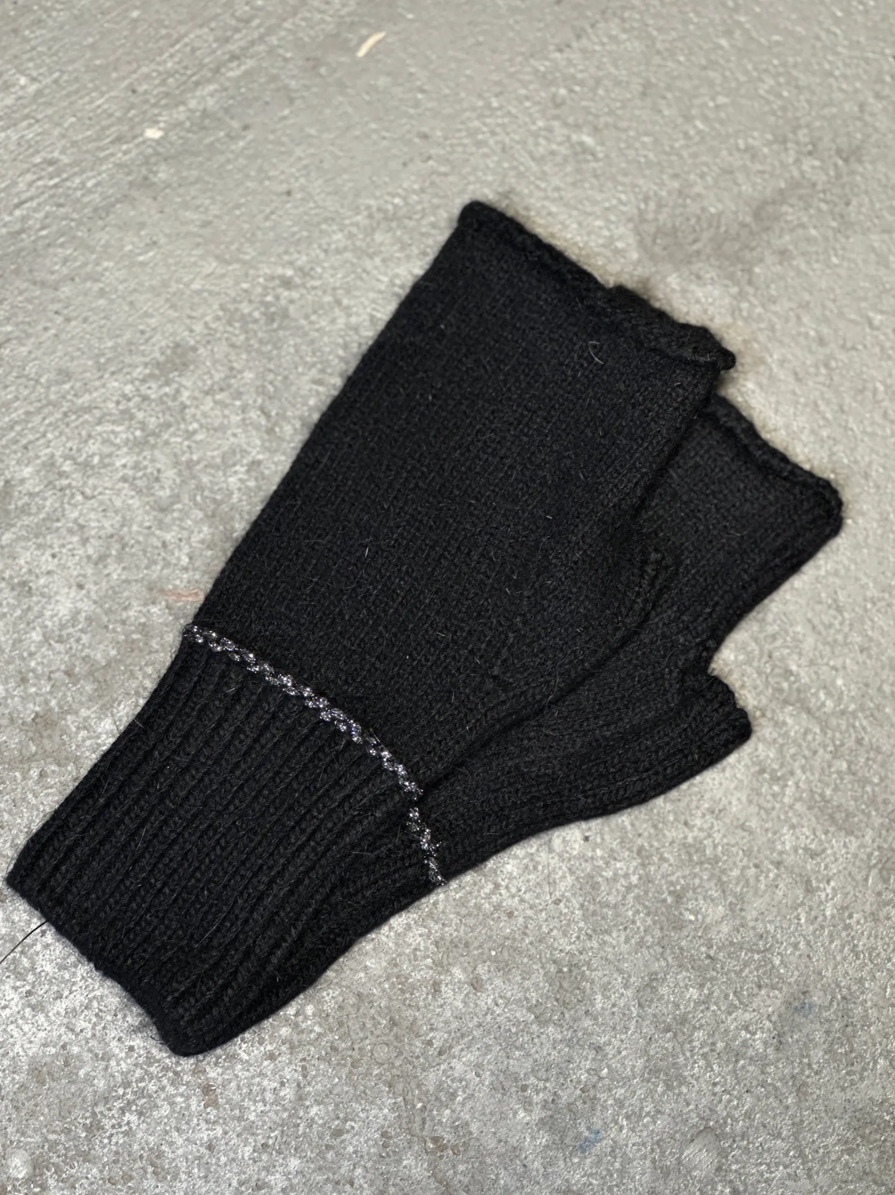 odessa__glove_black_1.webp Cheap Qnuz Odessa 1/2 Glove Black