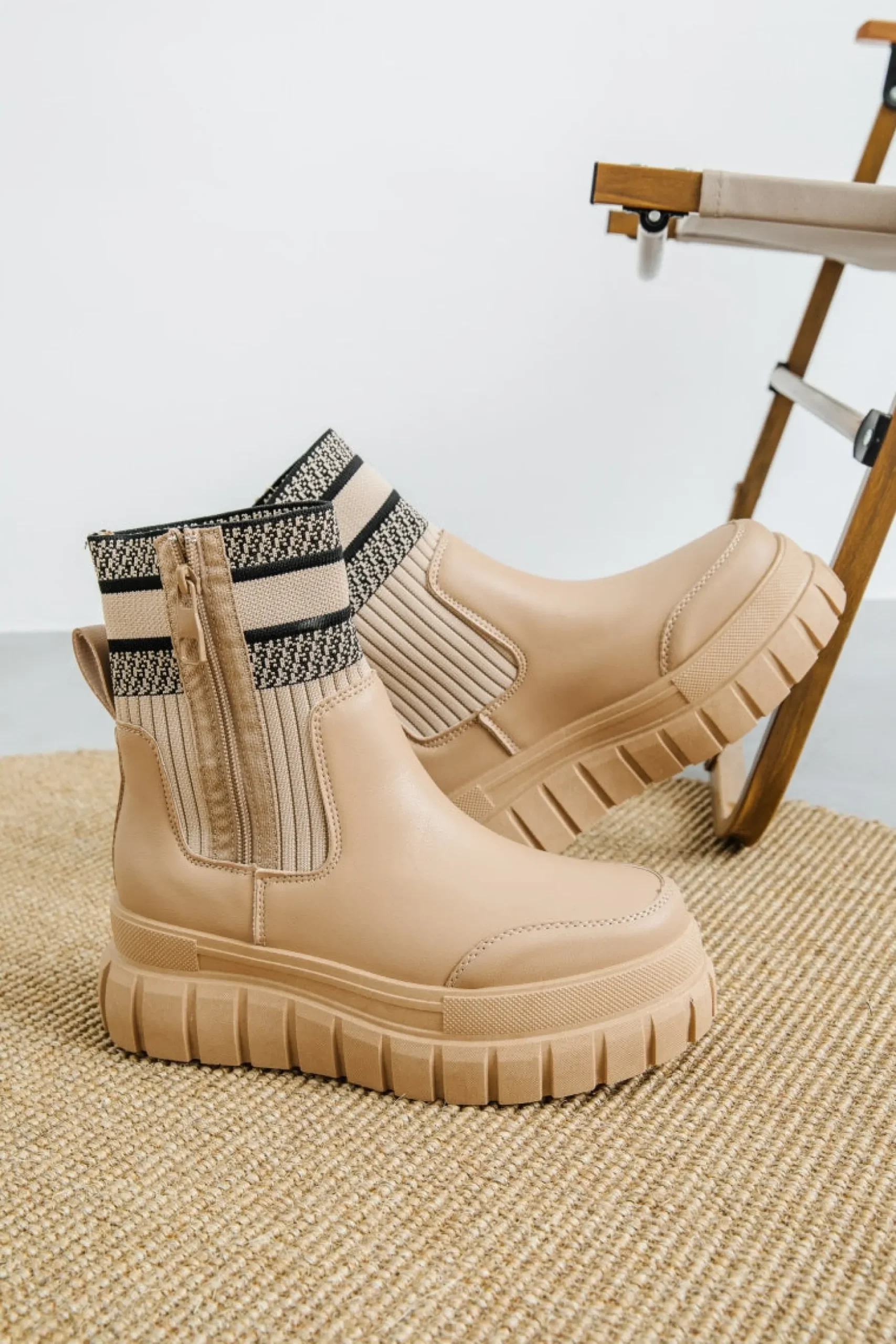 stovle_khaki_1.webp Store * 8885 Stovle Khaki