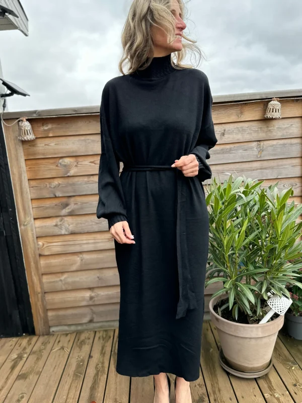 Sale Define Strik Kjole Oversize Black